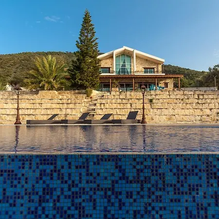 Villa Fata Morgana *